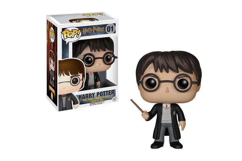 Ігрова фігурка FUNKO POP! серії "Гаррі Поттер" - ГАРРІ ПОТТЕР З ПАЛИЧКОЮ