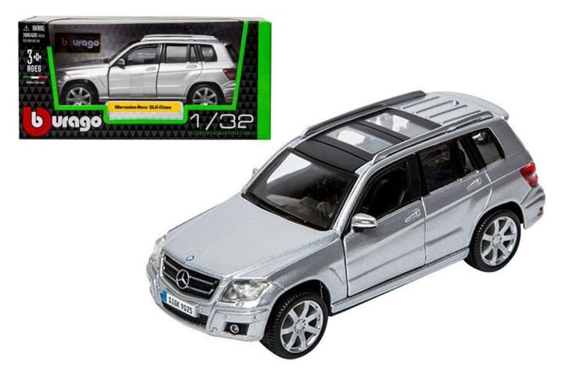Машина 18-43016 "MERCEDES BENZ GLK-CLASS" 1:32 Bburago