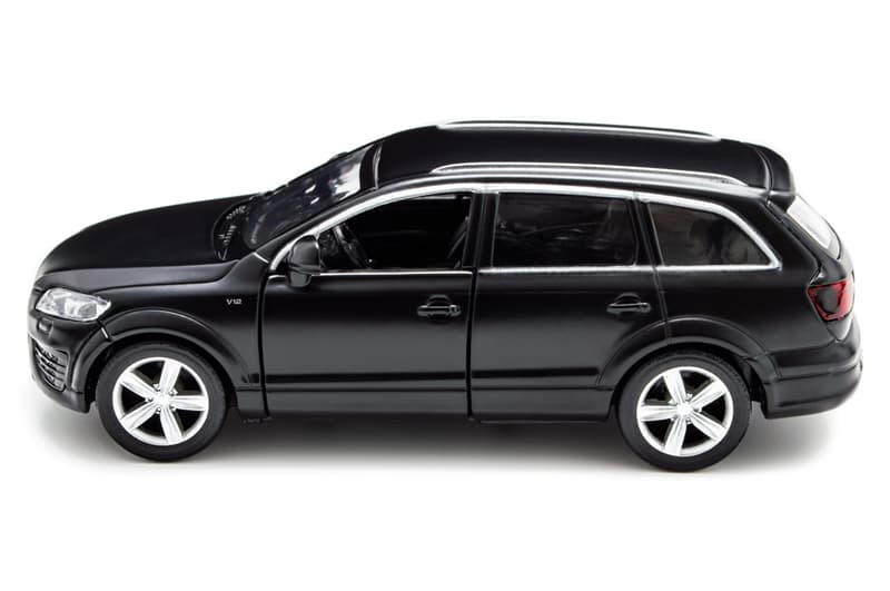 Автомодель 250433U AUDI Q7 V12 чорний TECHNODRIVE, фото 3