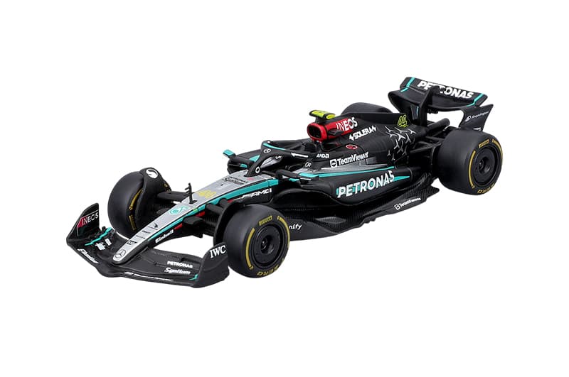 Машина 18-38208 "MERCEDES-AMG F1 W15 PERFORMANCE 2024" 1:43 Bburago, фото 4