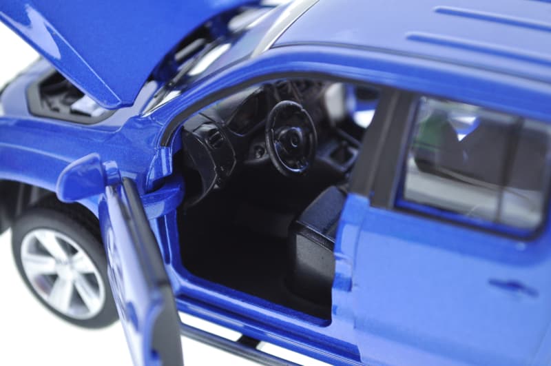 Машина металева "АВТОПРОМ" 68365 1:30 Volkswagen Amarok, батарейка, світло, звук, відкриваються двері, кор., фото 3