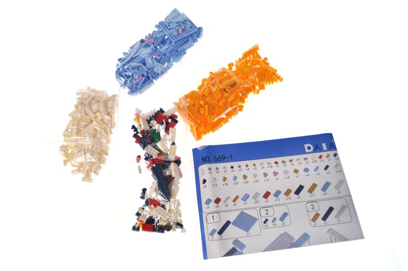 Конструктор 66295 Daya Mini Blocks серії "Corgi" 806 деталей, коробка, фото 2