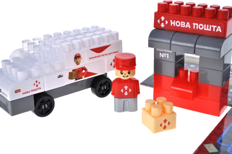 Конструктор блочний QB300-107 "Block&Steps: НОВА ПОШТА. Поштомат Майбутнього" + ходилка і гра 3в1, 42дет. qbee, фото 4