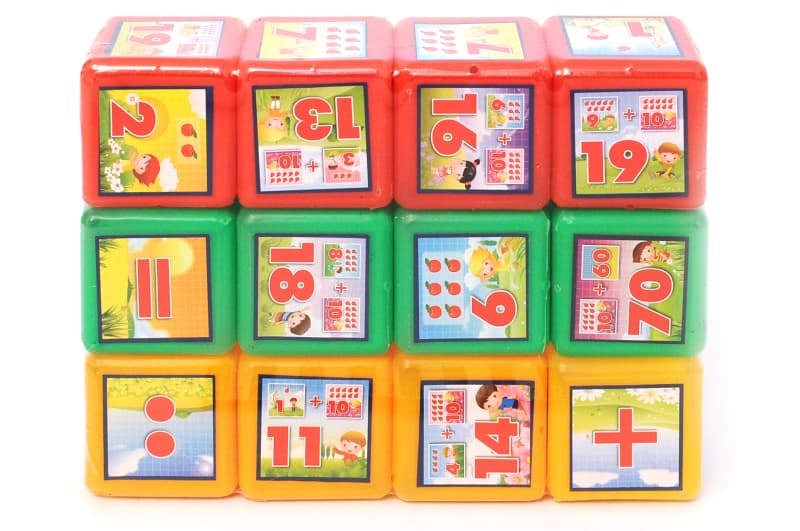 Кубики "Математика" (12 шт) 09052 Mtoys