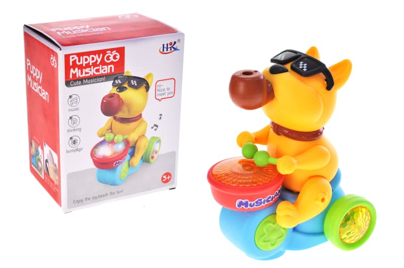 Собака-іграшка на батарейках зі звуком і світлом YG Toys 674B